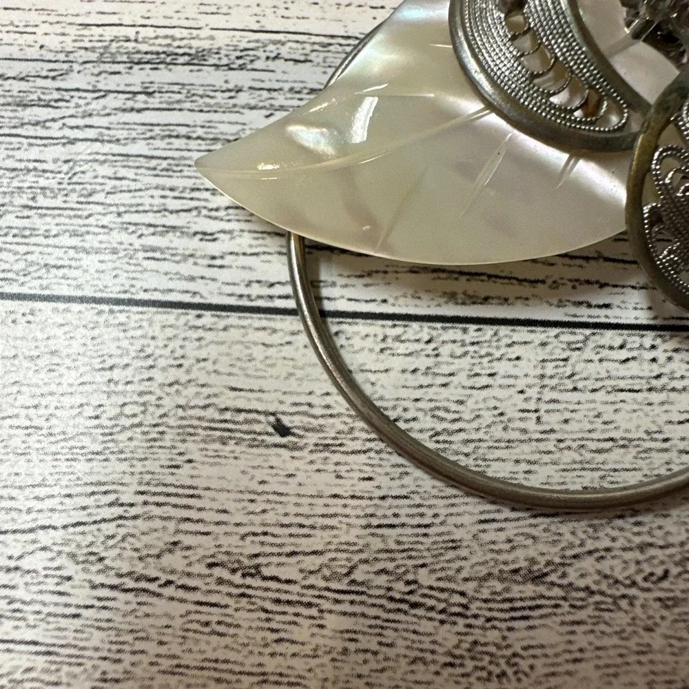 Slivertone & Mother of Pearl Leaf Brooch Pin‎ Vintage Western Germany Stamped